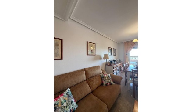 Resale - Apartment -
Orihuela Costa - Campoamor