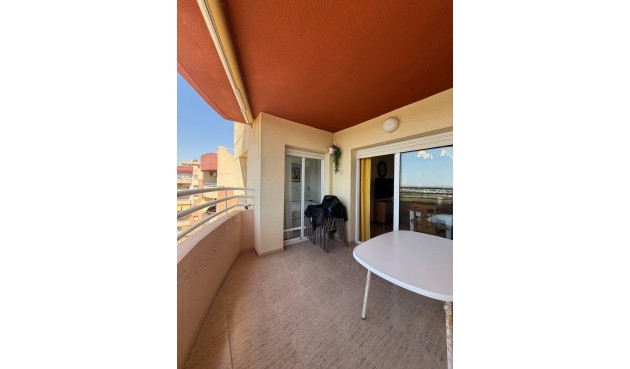Resale - Apartment -
Orihuela Costa - Campoamor