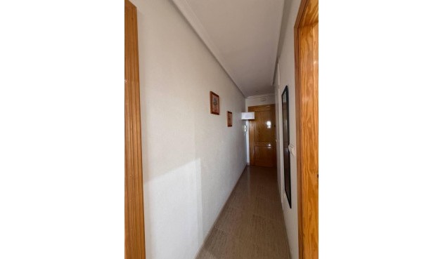 Resale - Apartment -
Orihuela Costa - Campoamor
