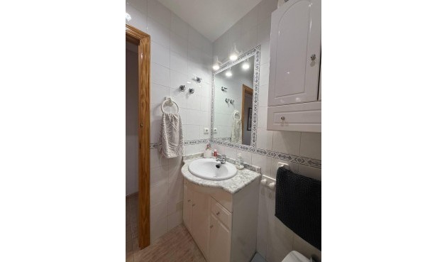 Resale - Apartment -
Orihuela Costa - Campoamor