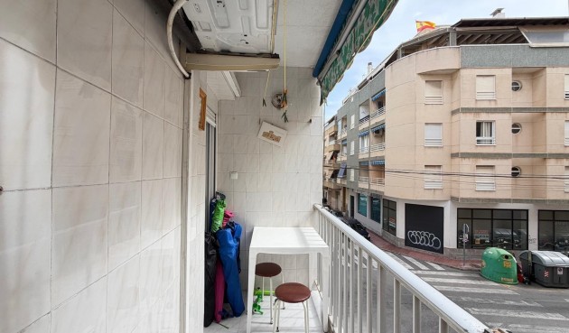 Resale - Apartment -
Torrevieja - Estacion De Autobuses