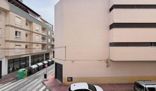 Resale - Apartment -
Torrevieja - Estacion De Autobuses