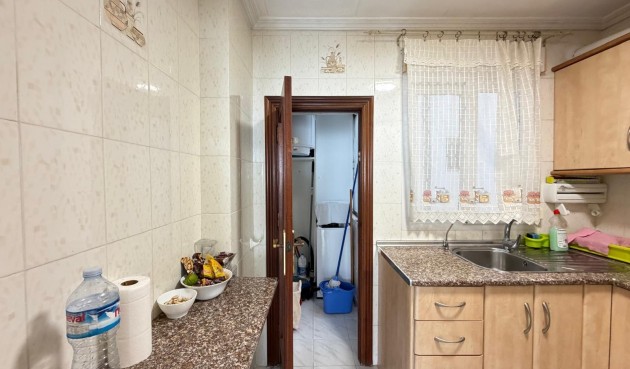 Resale - Apartment -
Torrevieja - Estacion De Autobuses