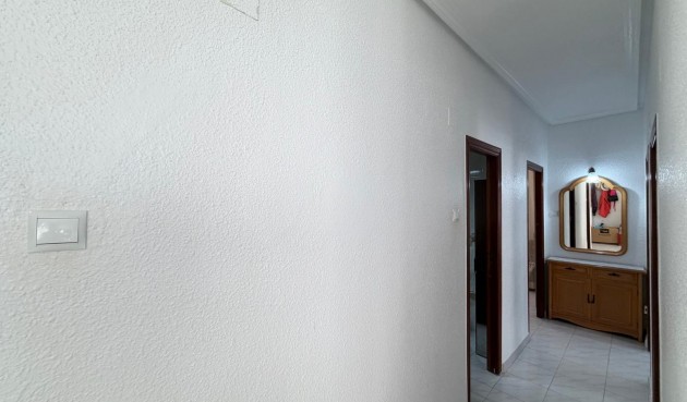Resale - Apartment -
Torrevieja - Estacion De Autobuses