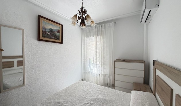 Resale - Apartment -
Torrevieja - Estacion De Autobuses