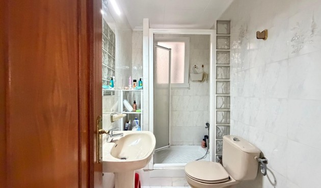Resale - Apartment -
Torrevieja - Estacion De Autobuses