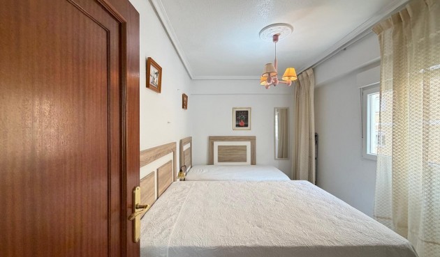 Resale - Apartment -
Torrevieja - Estacion De Autobuses