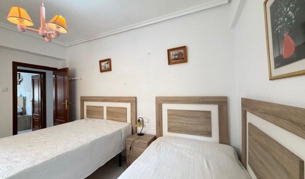 Resale - Apartment -
Torrevieja - Estacion De Autobuses