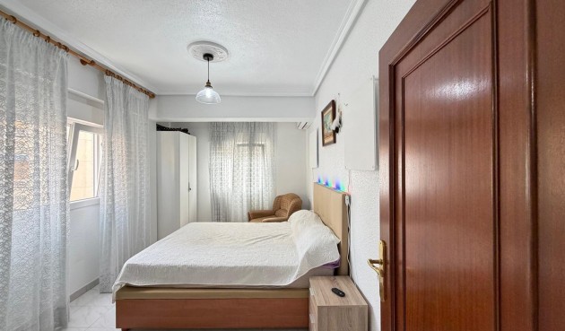 Resale - Apartment -
Torrevieja - Estacion De Autobuses