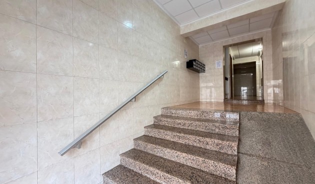 Resale - Apartment -
Torrevieja - Estacion De Autobuses