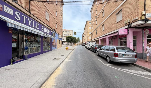 Resale - Apartment -
Torrevieja - Estacion De Autobuses