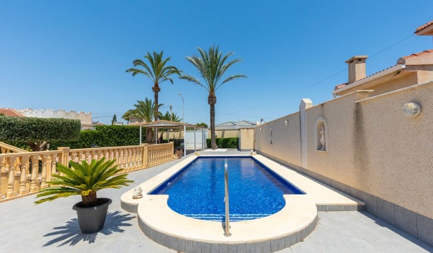 Resale - Villa -
Ciudad Quesada - Costa Blanca