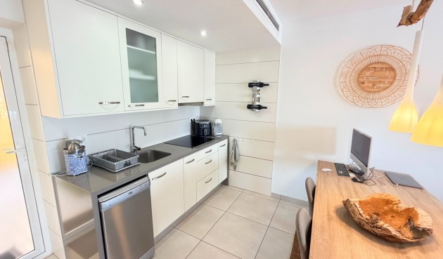 Resale - Apartment -
Torrevieja - Costa Blanca