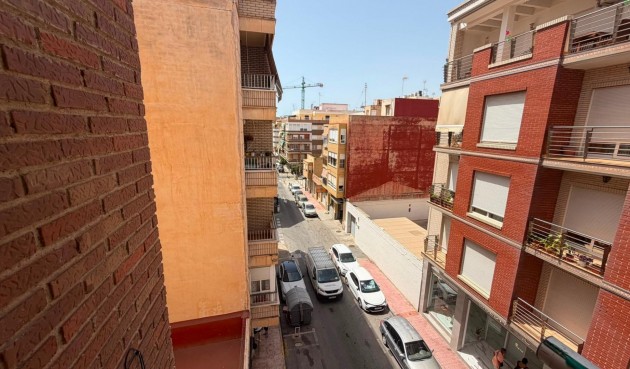 Resale - Apartment -
Torrevieja