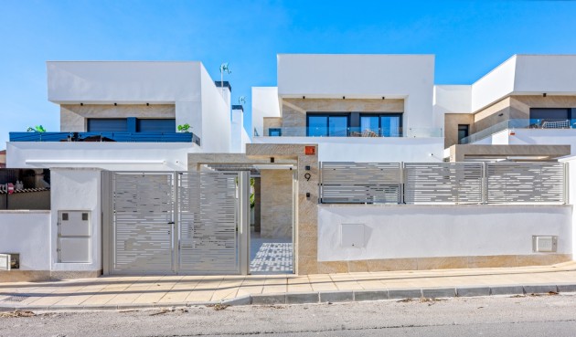 Resale - Villa -
Orihuela Costa - Costa Blanca