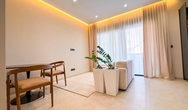 Brukt - Apartment -
Torrevieja - Playa de los Locos