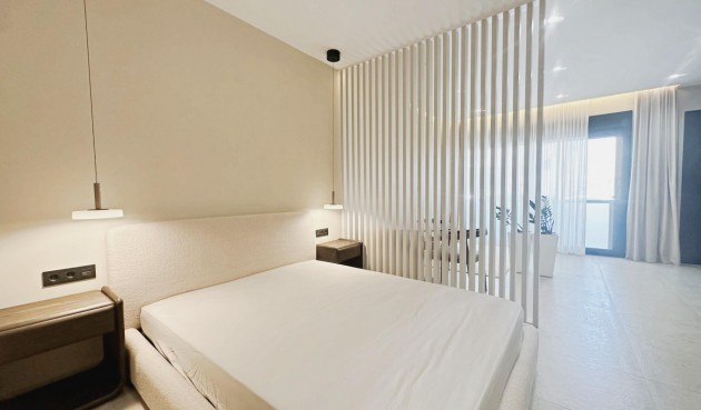 Resale - Apartment -
Torrevieja - Centro