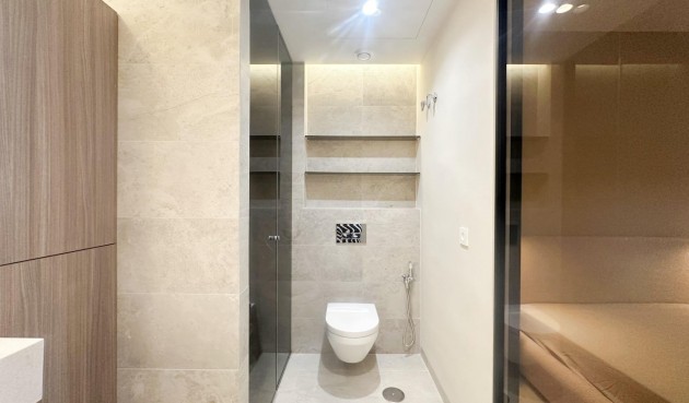 Resale - Apartment -
Torrevieja - Centro