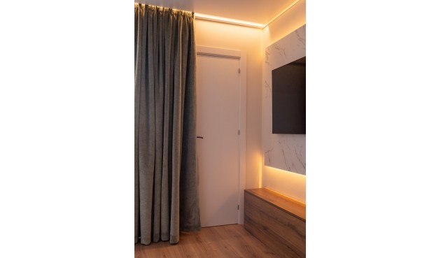 Resale - Bungalow -
Torrevieja - La Veleta