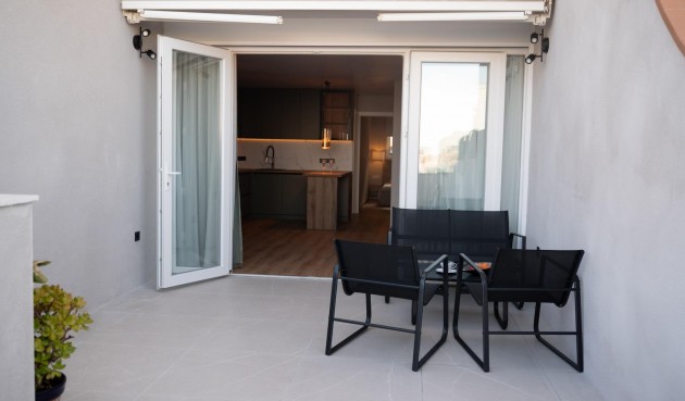 Resale - Bungalow -
Torrevieja - La Veleta