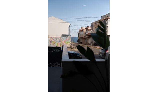 Resale - Bungalow -
Torrevieja - La Veleta
