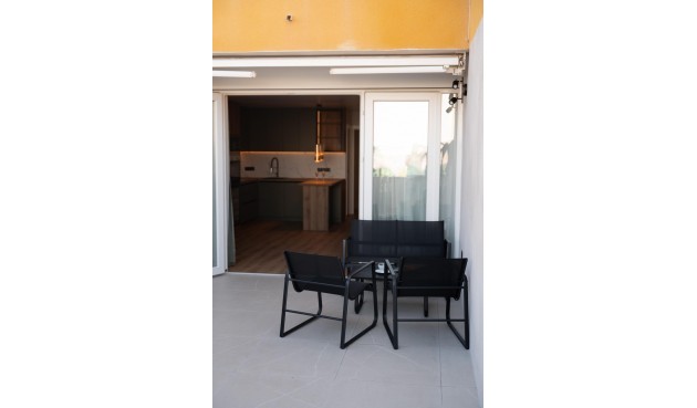 Resale - Bungalow -
Torrevieja - La Veleta