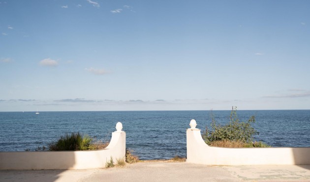 Resale - Bungalow -
Torrevieja - La Veleta