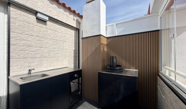 Resale - Apartment -
Guardamar del Segura - Centro