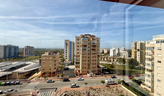 Resale - Apartment -
Guardamar del Segura - Centro