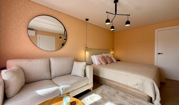 Resale - Apartment -
Guardamar del Segura - Centro