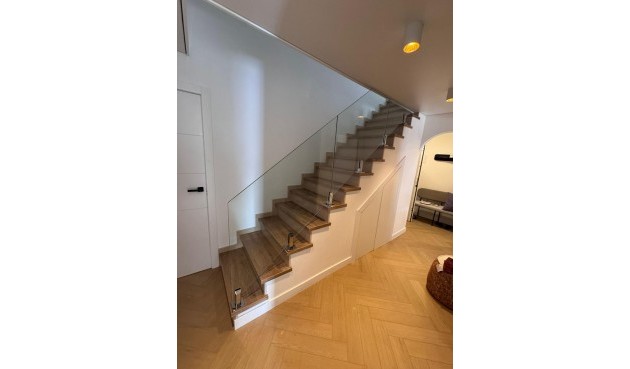 Resale - Apartment -
Guardamar del Segura - Centro
