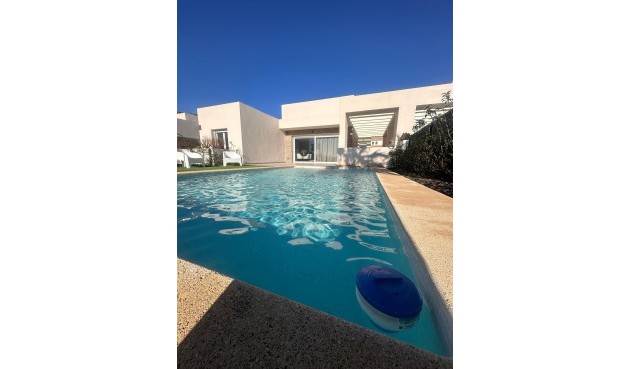 Resale - Villa -
Algorfa