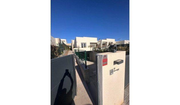 Resale - Villa -
Algorfa