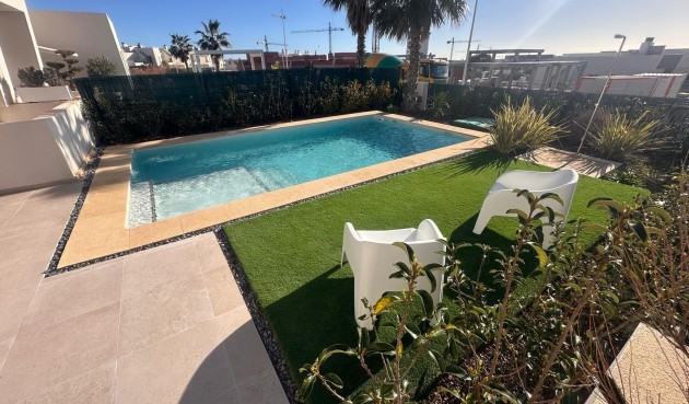 Resale - Villa -
Algorfa