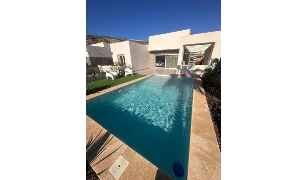 Resale - Villa -
Algorfa