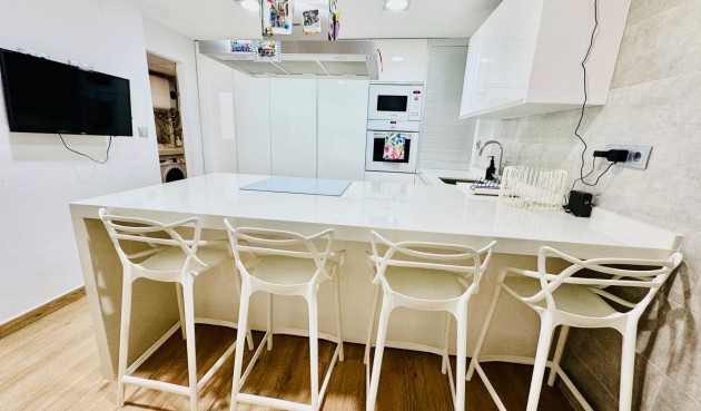Resale - Apartment -
Pilar de la Horadada - Zona Pueblo