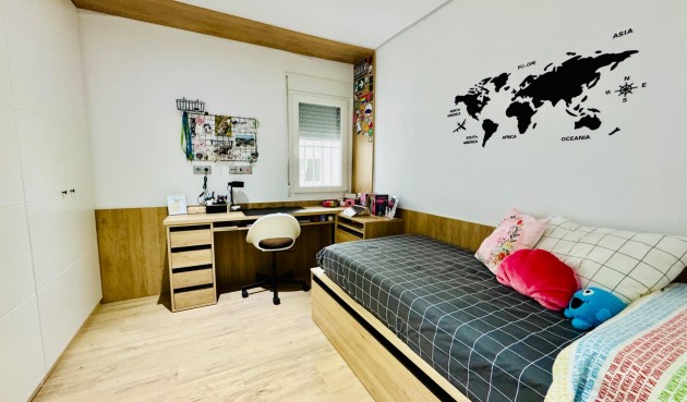 Resale - Apartment -
Pilar de la Horadada - Zona Pueblo