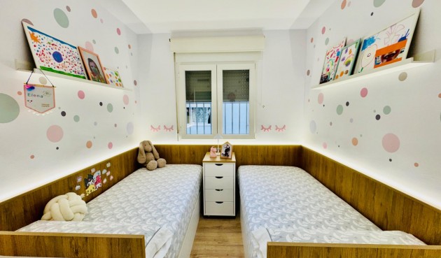 Resale - Apartment -
Pilar de la Horadada - Zona Pueblo