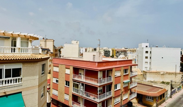 Resale - Apartment -
Torrevieja - Acequion