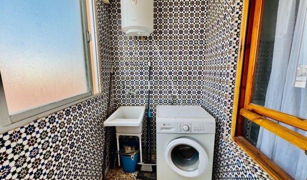 Resale - Apartment -
Torrevieja - Acequion