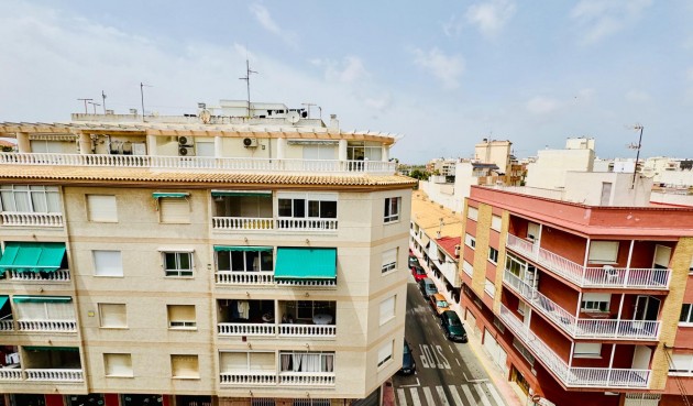 Resale - Apartment -
Torrevieja - Acequion