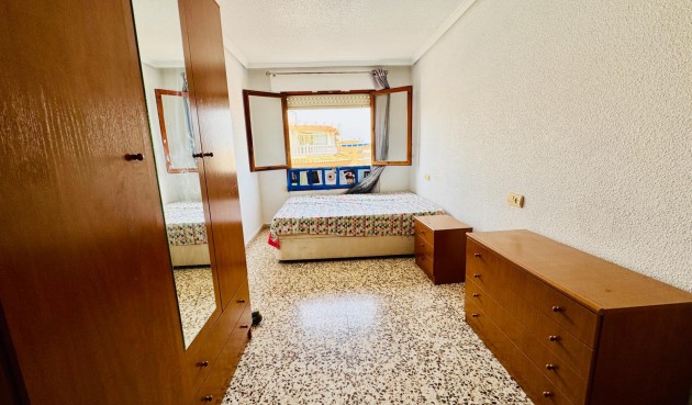 Resale - Apartment -
Torrevieja - Acequion