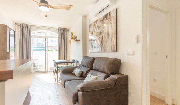 Resale - Bungalow -
Torrevieja - Costa Blanca