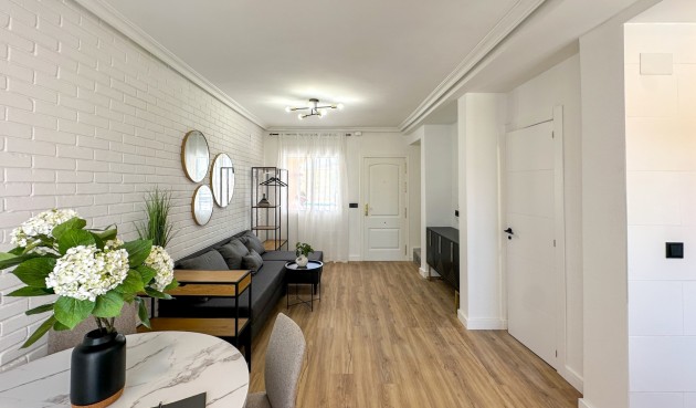Resale - Town House -
Orihuela Costa - Costa Blanca
