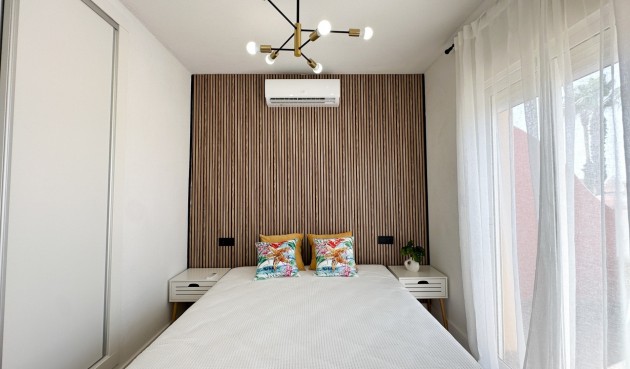 Resale - Town House -
Orihuela Costa - Costa Blanca