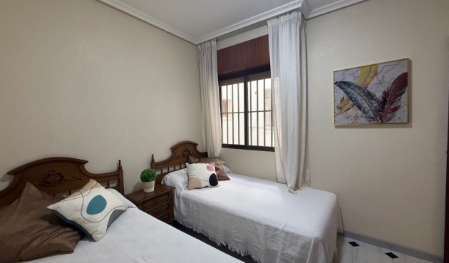 Resale - Apartment -
Torrevieja - Costa Blanca
