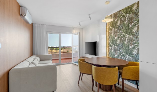 Resale - Penthouse -
Punta Prima - Costa Blanca