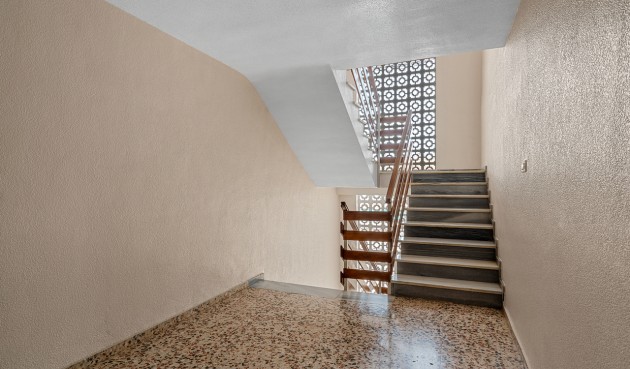 Resale - Penthouse -
Punta Prima - Costa Blanca