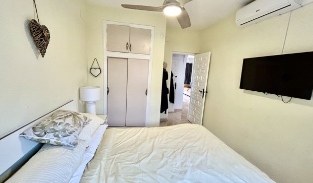 Resale - Bungalow -
Villamartin - Costa Blanca
