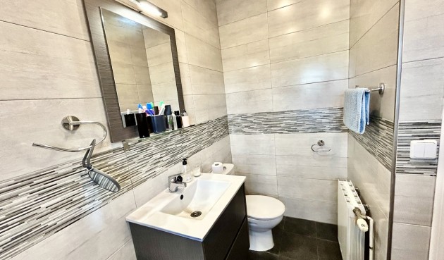 Resale - Bungalow -
Villamartin - Costa Blanca